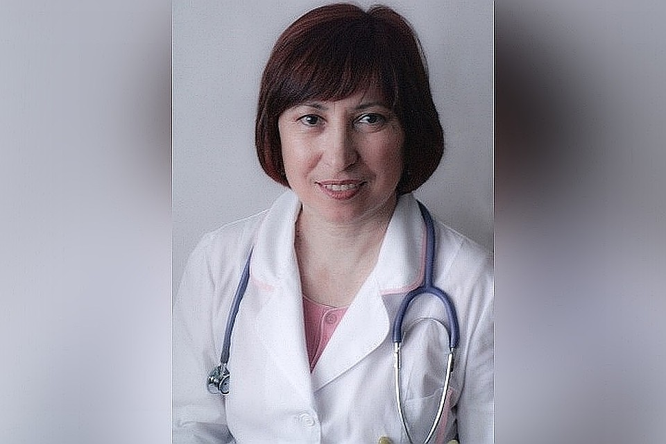 Директор салаватского роддома Альбина Фатыхова. Именно она озвучила официальные цифры по зарплате на встрече.