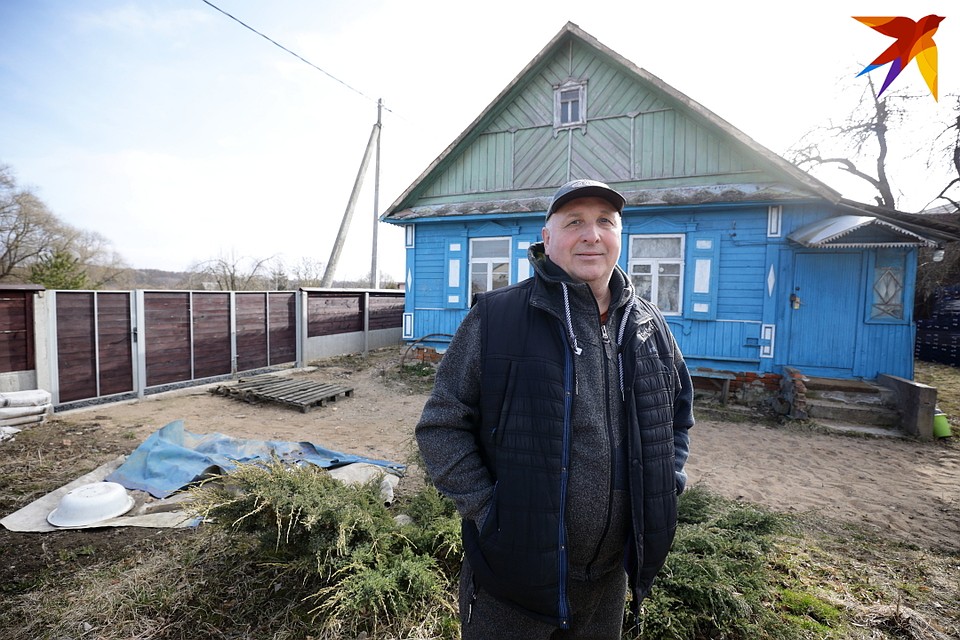 Виктор Позняк у родового гнезда Михалков. Фото: Святослав ЗОРКИЙ