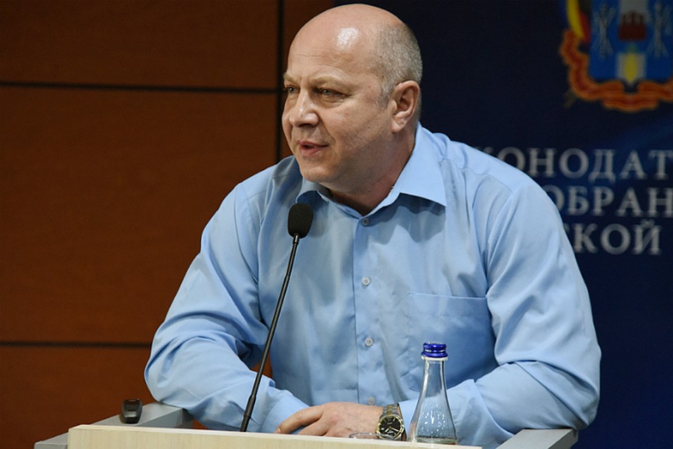 Журналист Сергей Кисин, выступивший вместе с коллегой Алексеем Павловским, соавтором сценарной идеи сериала, считает, что актеры сыграли достойно... Фото: Анатолий Карбинов.