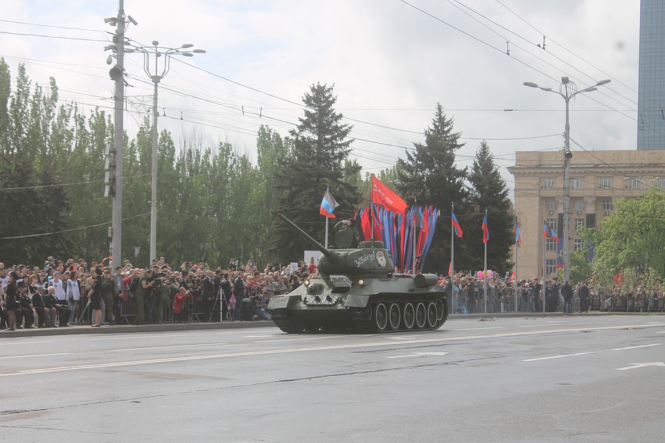 Парад Победы в Донецке 2019 - состоялся Фото: Никита МАКАРЕНКОВ, Павел ХАНАРИН