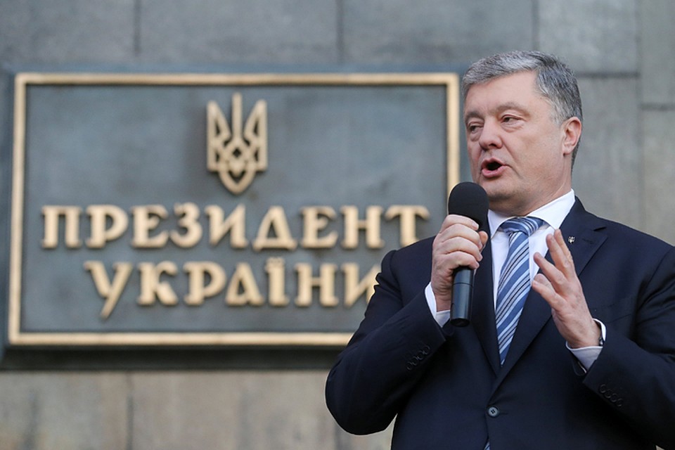B администрации действующего главы государства тоже не дремали, и быстро сочинили ответ Фото: REUTERS