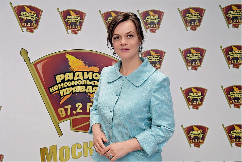 Анна Цивилева – председатель совета директоров «Колмар груп», самой активно развивающейся угледобывающей компании в России, во время визита в редакцию «Комсомолки»