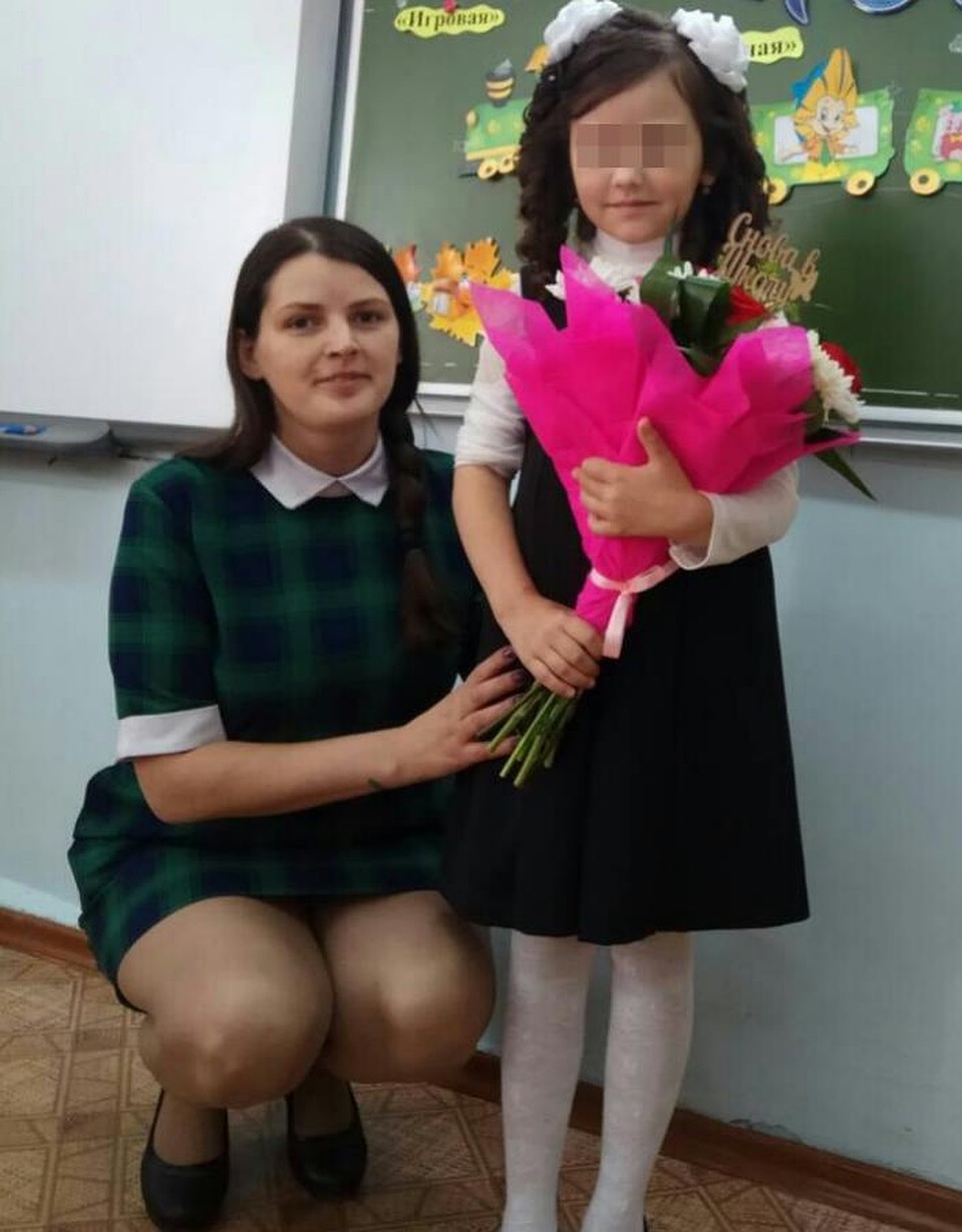 Первоклассница Александра с мамой Натальей Фото: Соцсети