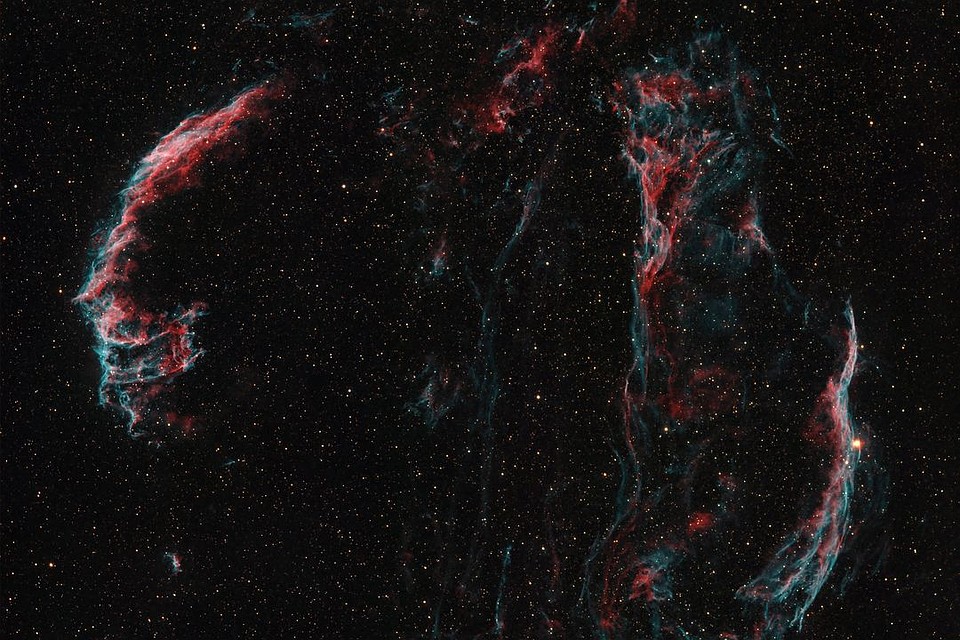 Veilnebula — туманность Вуаль, панорама из 2 кадров. Фото: Герман МАРКОВ.