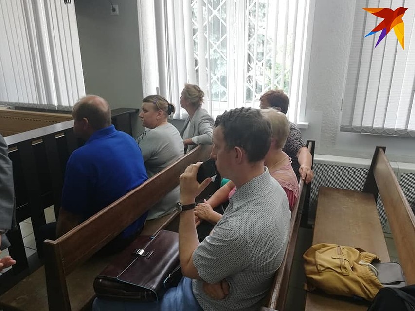 Родственники считают, что на стороне Рустама в драке участвовали еще несколько человек и хотят, чтобы их тоже привлекли к ответственности. Фото: Алеся ДОБЫШ