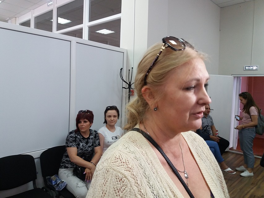 Елена говорит, что ждала этого дня долгие пять лет. Фото: Александр СТЕПАНОВ