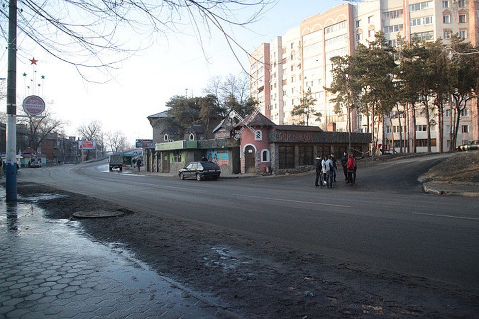 Кафе на Богдана Хмельницкого, где случилась эта жуткая авария. Фото: Кристина БРАЖНИКОВА