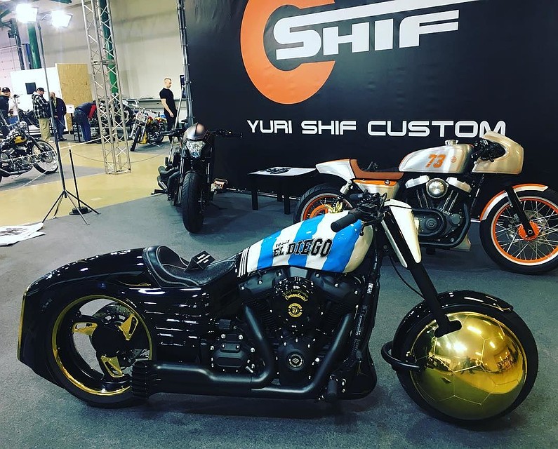 За основу был взят Harley-Davidson Fat Bob 2018 года выпуска, который стоит порядка 20 тысяч долларов. Фото: tribuna.com