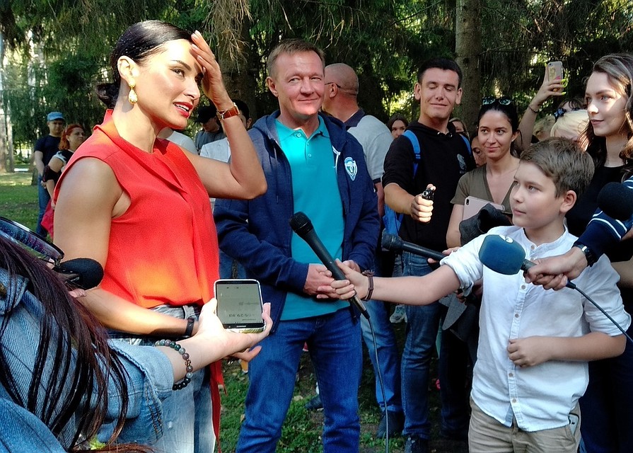 Возможно, в ближайшее время ведущая приедет в Курск снова Фото: Яна ШЕЛЕСТ