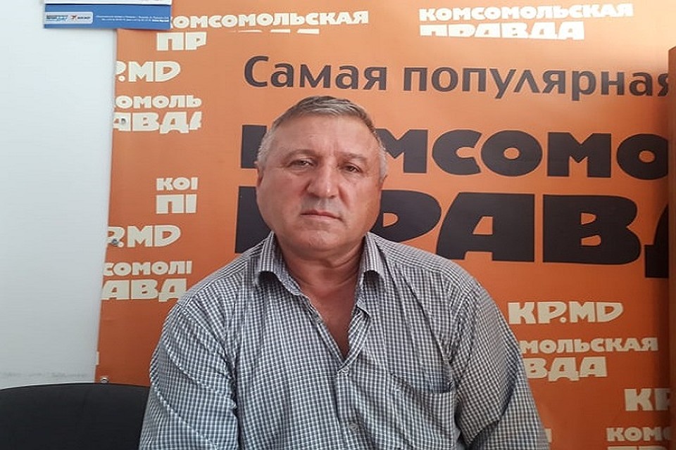 Валентин Гусаренко потратил личные деньги. Фото: Леонид РЯБКОВ