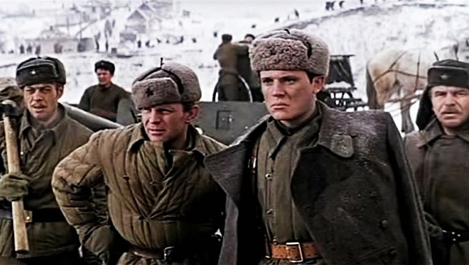 "Вот закончится война и все в Крым поедем". Из фильма "Горячий снег".