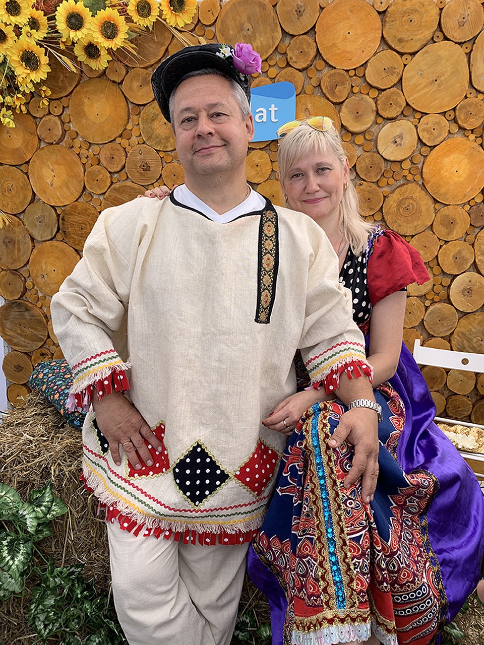 На подворье "Умалата" можно было сфотографироваться на память и получить подарок.