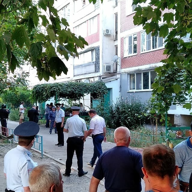 Полицейские задержали дебошира. Составлен протокол Фото: СОЦСЕТИ