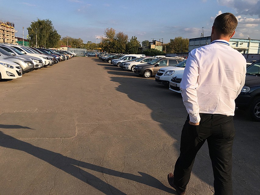 Автомагазин на улице Красная Сосна Фото: Павел КЛОКОВ