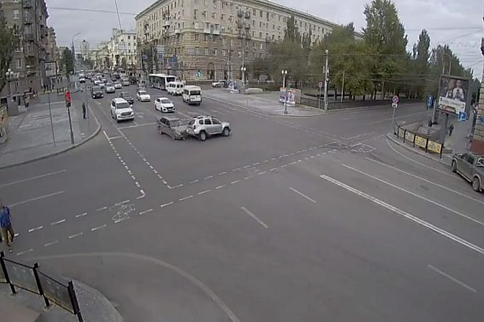 Этот перекресток водители называют "проклятым" за его аварийность. Фото из архива КП.