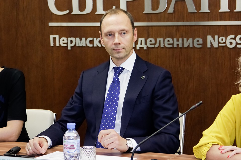Управляющий Пермским филиалом ПАО Сбербанк Константин Подвальный рассказал об особенностях акции. Фото: Василий Вахрин