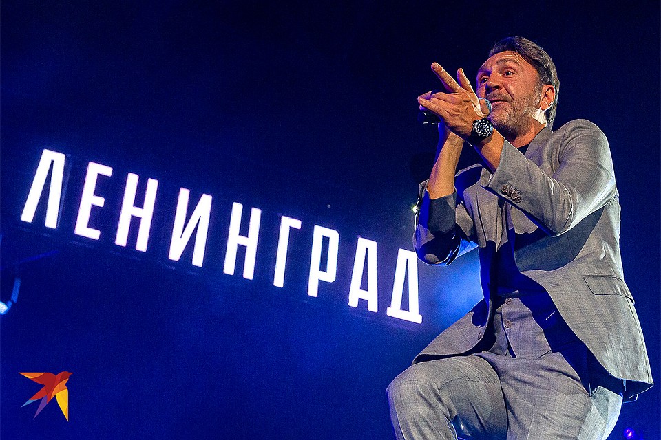 Сергей Шнуров на сцене. Фото: Олег ЗОЛОТО
