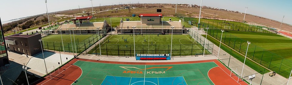 Спортивный комплекс Арена-Крым в Евпатории для УТС учебно-тренировочных сборов и спортивных мероприятий, благодаря мерам господдержки, прирастет 10 тысячами квадратных метров новых площадей. Фото: arenacrimea.com