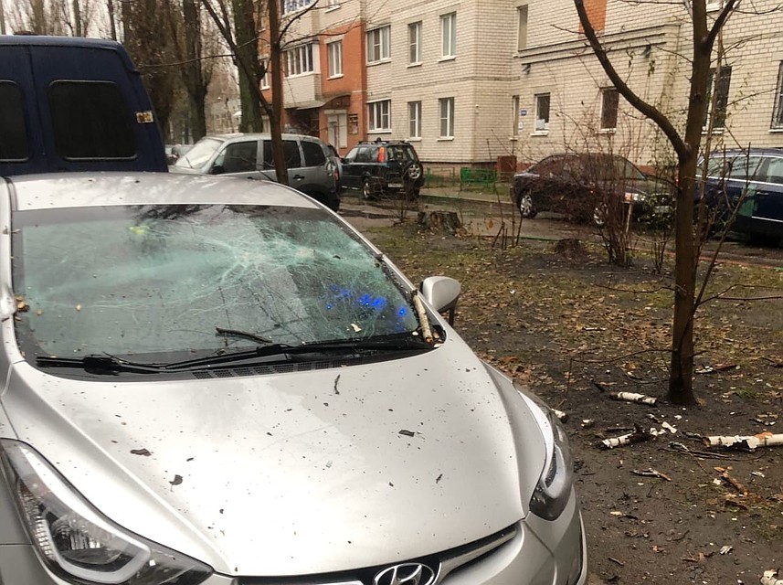 Досталось и второму "Хендаю". Фото: Андрей Лисов.