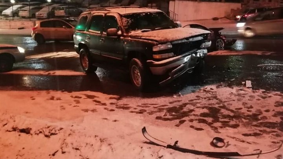 Автомобиль виновника врезался в джип. Фото: пресс – служба ОГИБДД УМВД России по Владивостоку
