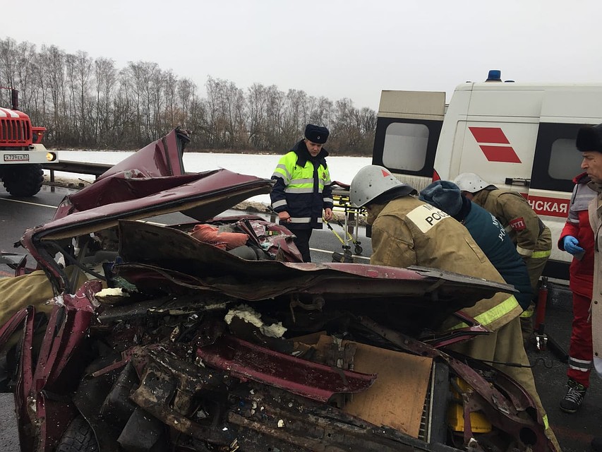 Пострадали трое человек, двоим оказана помощь на месте, один госпитализирован Фото: ГУ МЧС РФ по Орловской области.