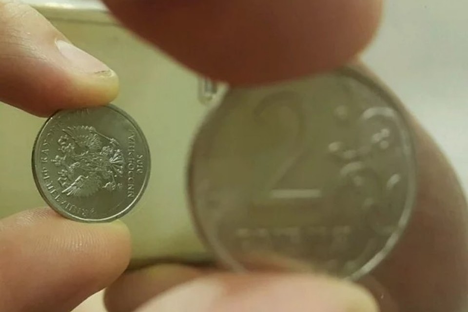 Монета была выставлена на продажу еще 20 ноября. Покупателей за указанную сумму с тех пор так и не нашлось, но ее владелец не унывает. Фото: Скриншот сайта Avito