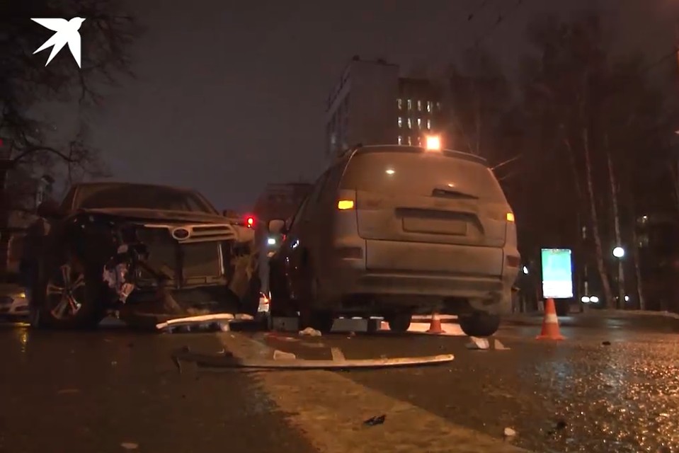 Мама школьницы, которая вызвалась сопровождать детей в театр, скончалась в реанимации.