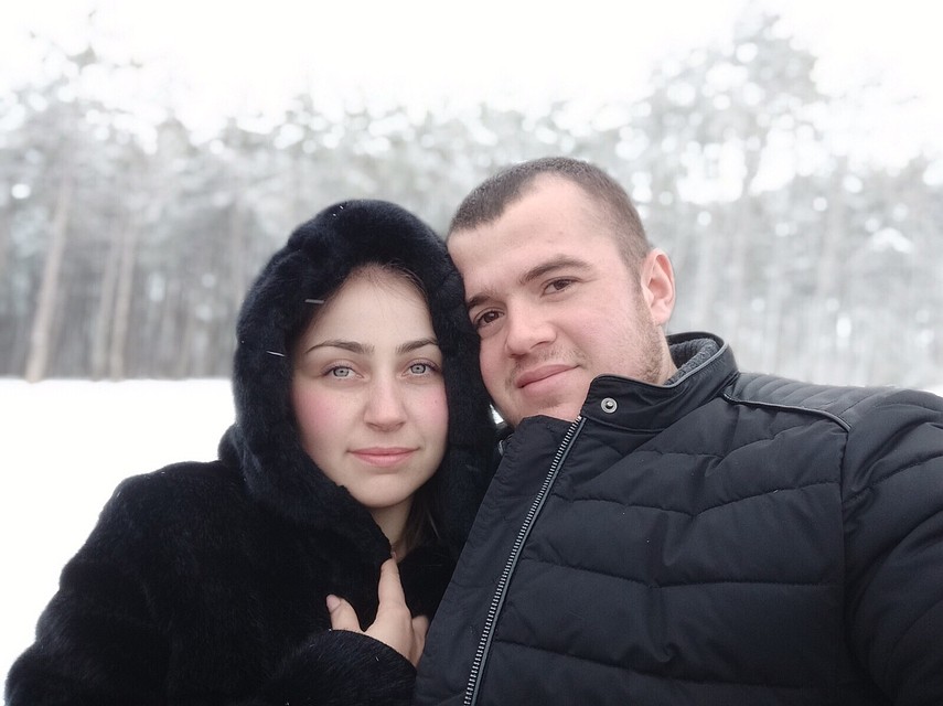 Осман вез в аэропорт свою жену Регину. Фото: Регина Идрисова/Вконтакте