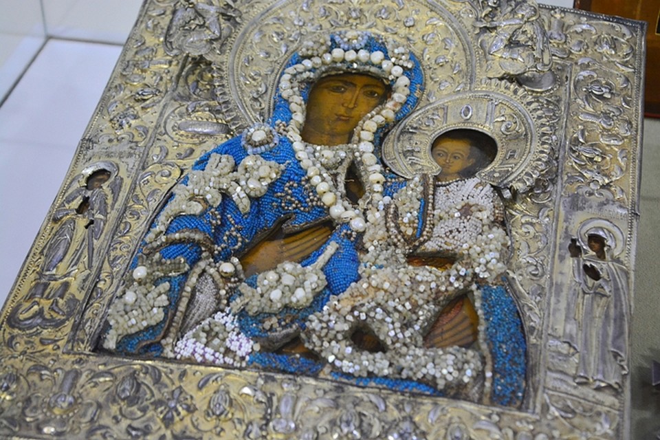 В историко-художественном музее открылась выставка старинных икон. Фото: Александр КАТЕРУША