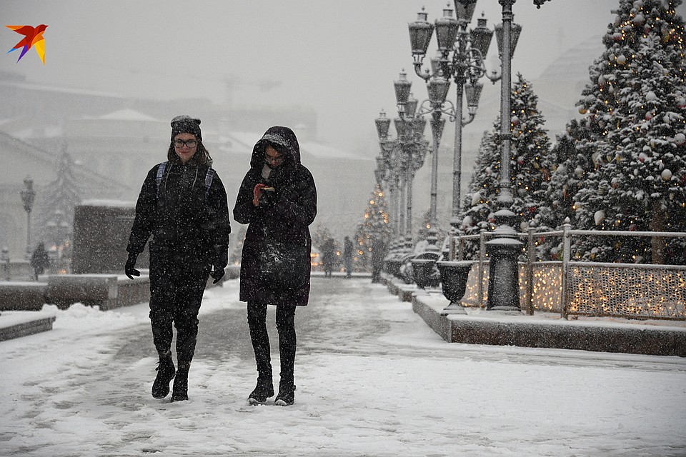 Москва дождалась снега Фото: Михаил ФРОЛОВ