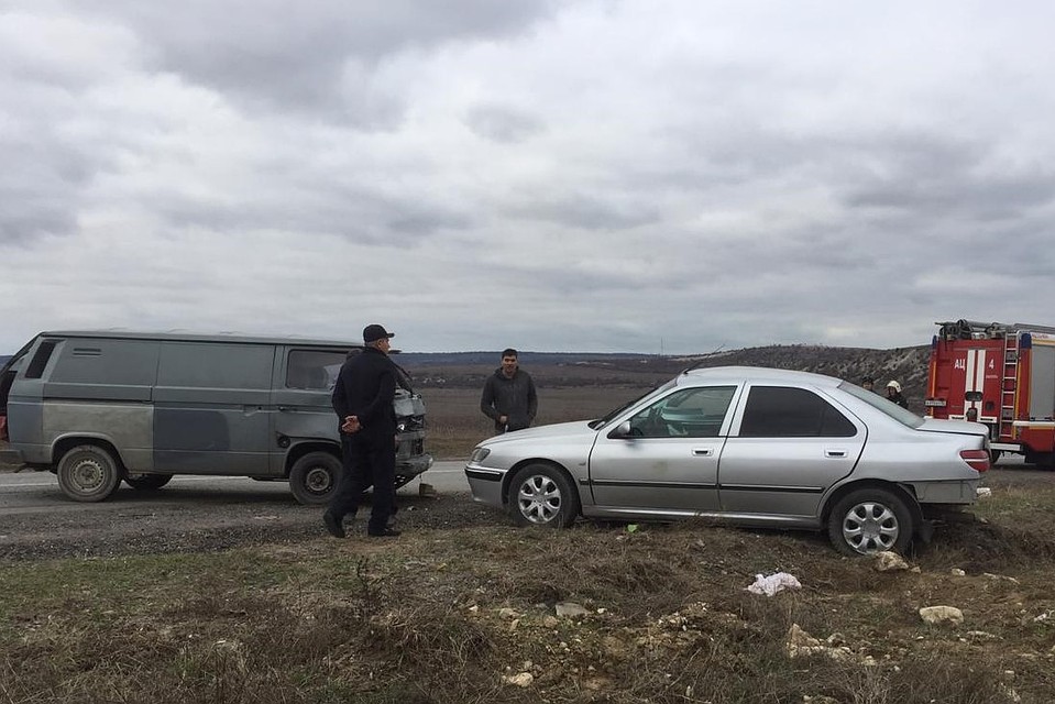 В ДТП пострадали люди. Фото: пресс-служба ГУ МЧС России по городу Севастополю