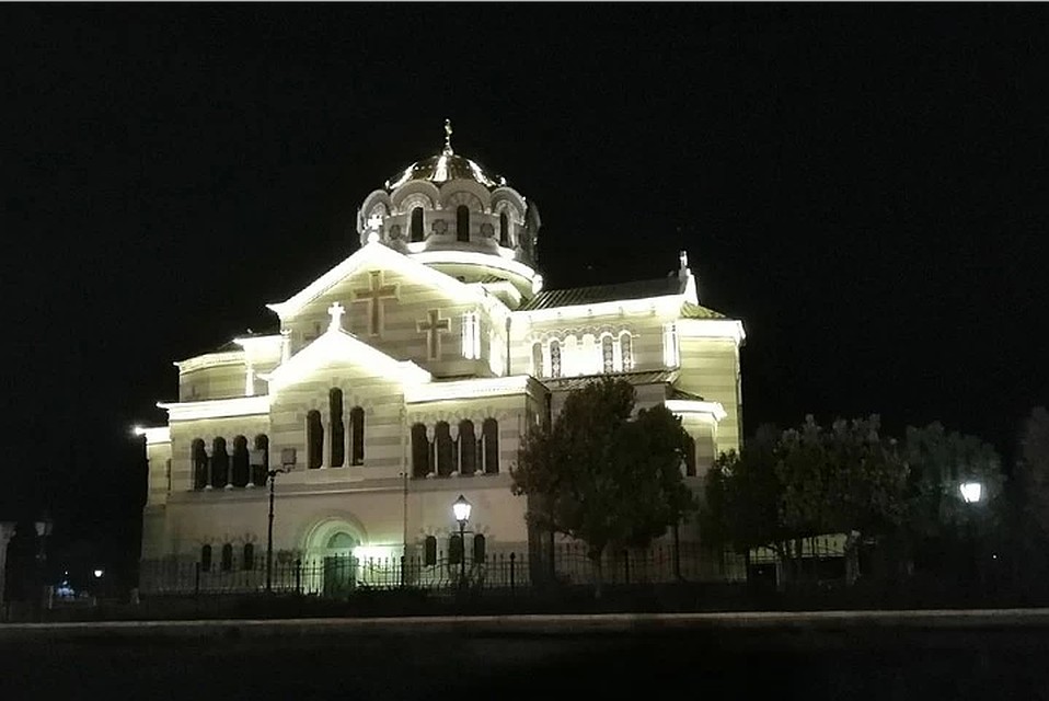 Свято-Владимирский собор в Херсонесе Фото: Галина КОВАЛЕНКО