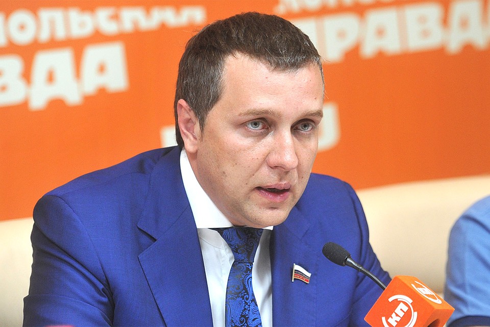 Заместитель председателя комитета Госдумы по транспорту и строительству Александр Старовойтов. Фото: Владимир ВЕЛЕНГУРИН