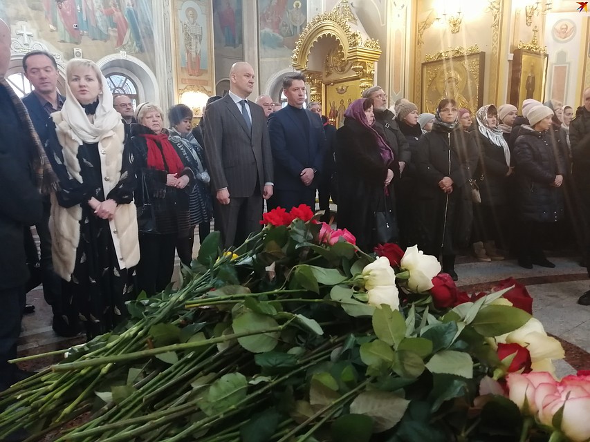 Олег Бекмеметьев: "Не стало Евгения Германовича. Скорбим. Душа плачет, сердце надрывается и рвется из груди" Фото: Екатерина АРДАШЕВА