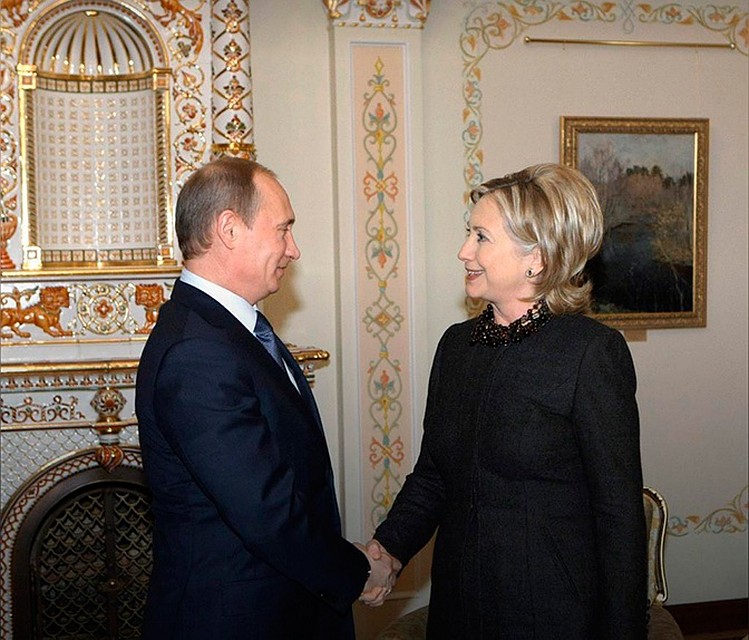 Владимир Путин принял в Ново-Огарёво Государственного секретаря США Хиллари Клинтон, находившуюся в России с рабочим визитом, 2010 год.