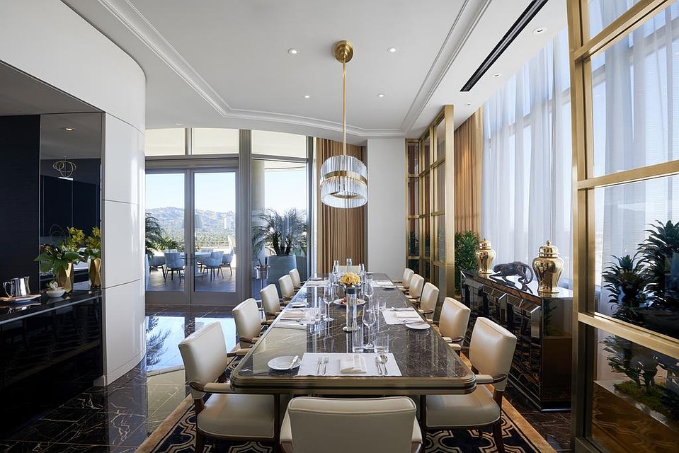Нескромный люкс в отеле Waldorf Astoria Beverly Hills. Фото: booking.com