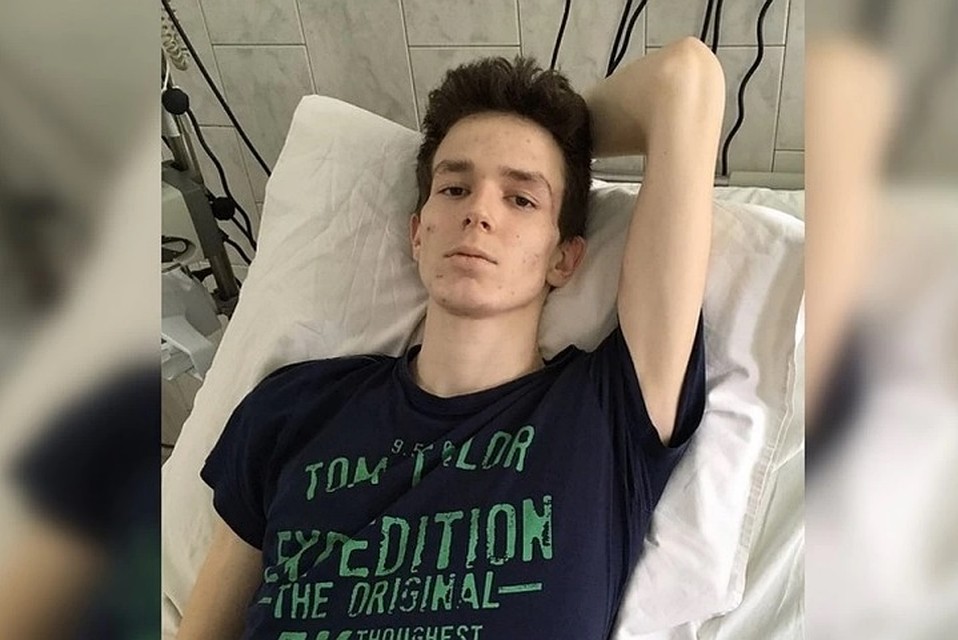 Фото: фонд "Берегиня". 17-летний Вова стал ангелом для Дашеньки.
