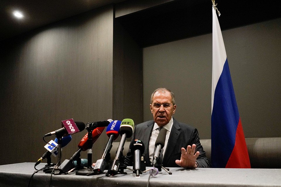 Глава МИД России Сергей Лавров во время пресс-конференции в Мехико. Фото: REUTERS