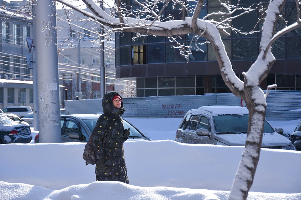 Новосибирцы ждут весны. Фото: Алена МАРТЫНОВА