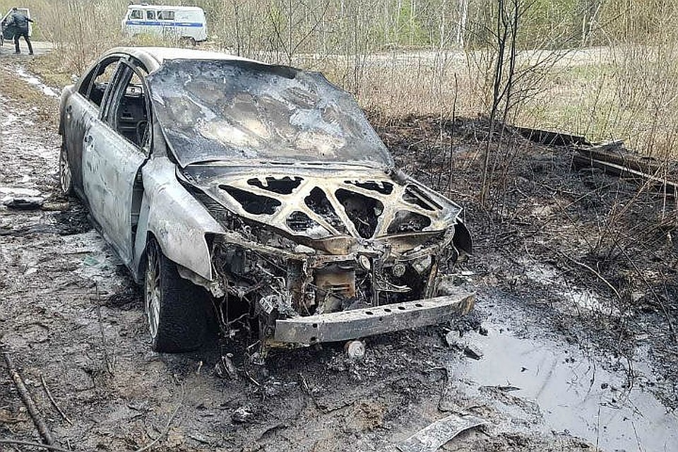 Тот самый автомобиль, в котором было найдено тело. Фото: СУ СК России по Иркутской области