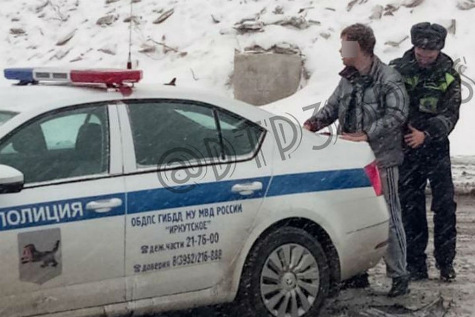 Задержание сбежавшего водителя. Фото: группа "ДТП 38RUS".
