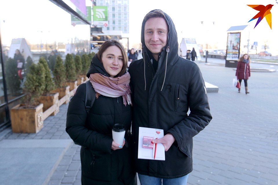 Анастасия и Дмитрий вместе уже 6 лет, но романтика в отношениях никуда не делась. Фото: Микита НЕДАВЕРКОВ