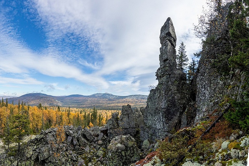Амбассадор Уральских гор смог сделать фото у подножия легендарной горы. Фото: Олег Чегодаев