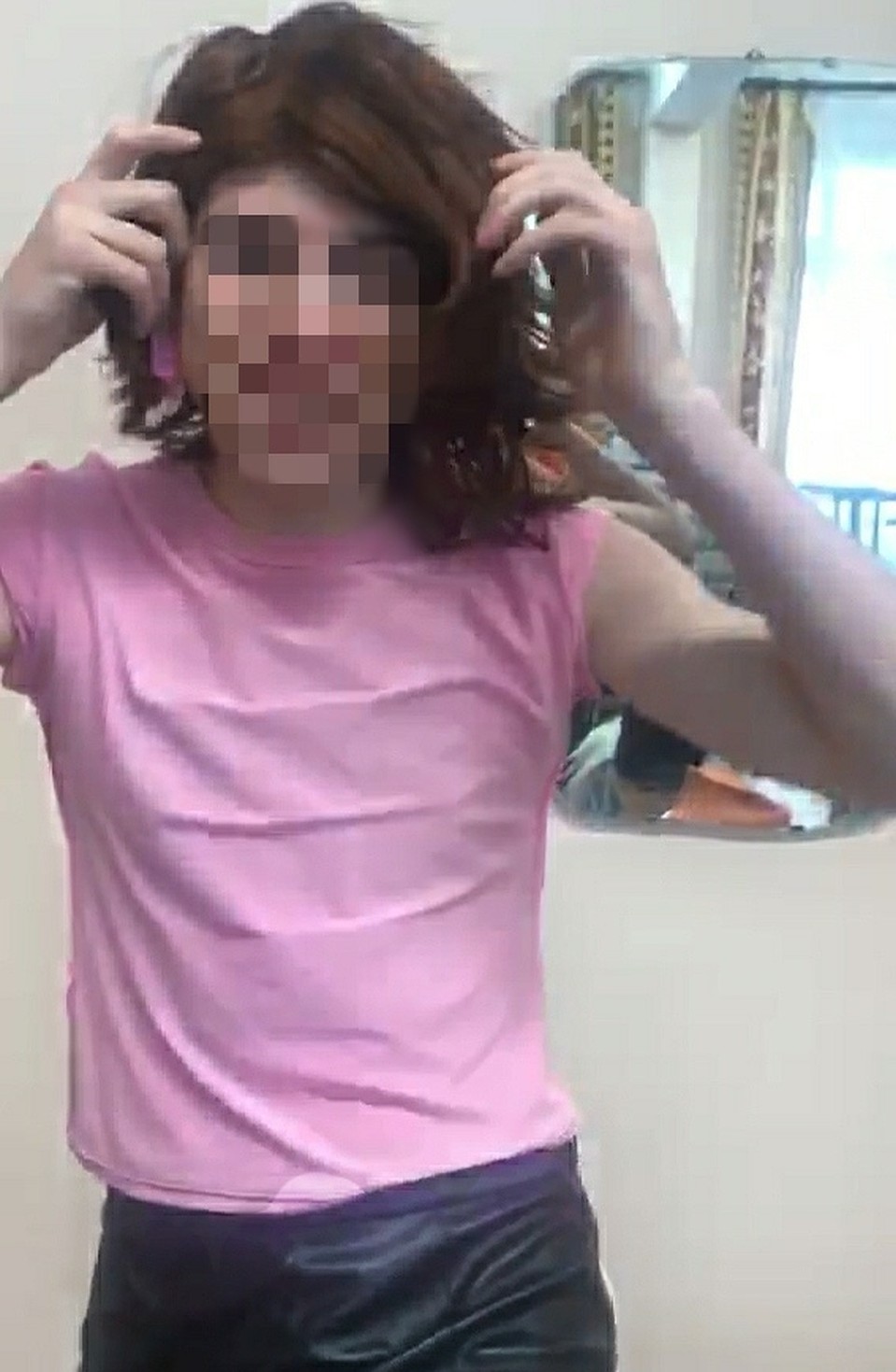 Учителя и завучи увидели в образах мальчиков пропаганду гомосексуализма. Фото: предоставлено героями материала