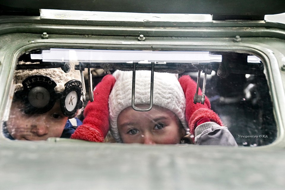 Выставка военной техники в парке Ленинского Комсомола. Фото: Евгения Карпачева
