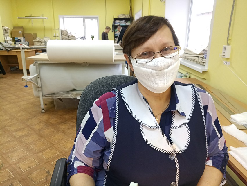 Светлана Посохова напомнила, что лучшая дезинфекция - глажка! Фото: Ирина Ромашкина