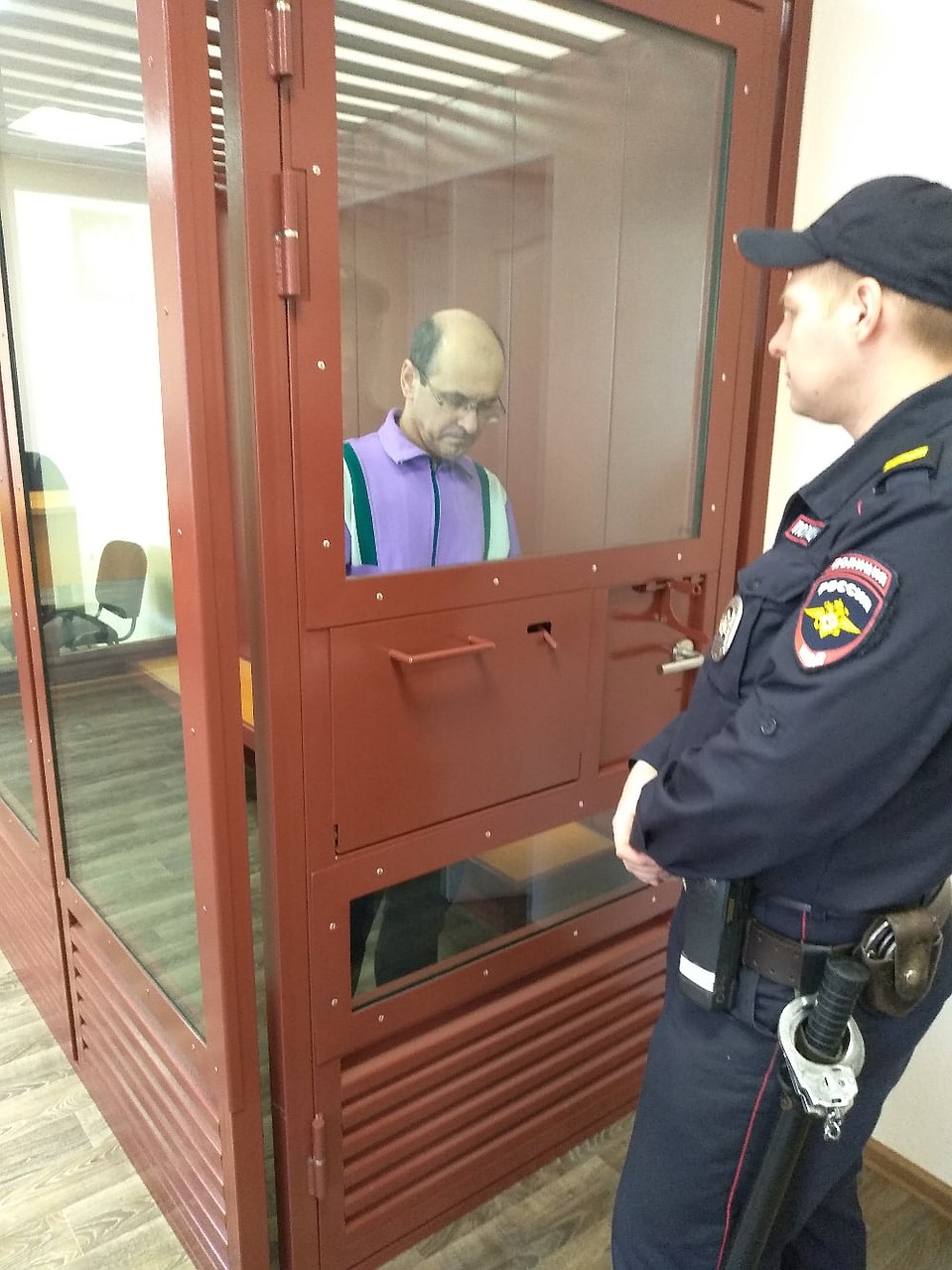 Из-за вспышки коронавируса в суды пускают только участников процесса, поэтому возможности поговорить с журналистами у Пузырева не было. Фото: Ленинский суд Екатеринбурга