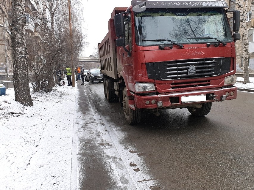 Причины аварии будут установлены в рамках административного расследования. Фото: отделение пропаганды ОГИБДД УМВД России по Екатеринбургу