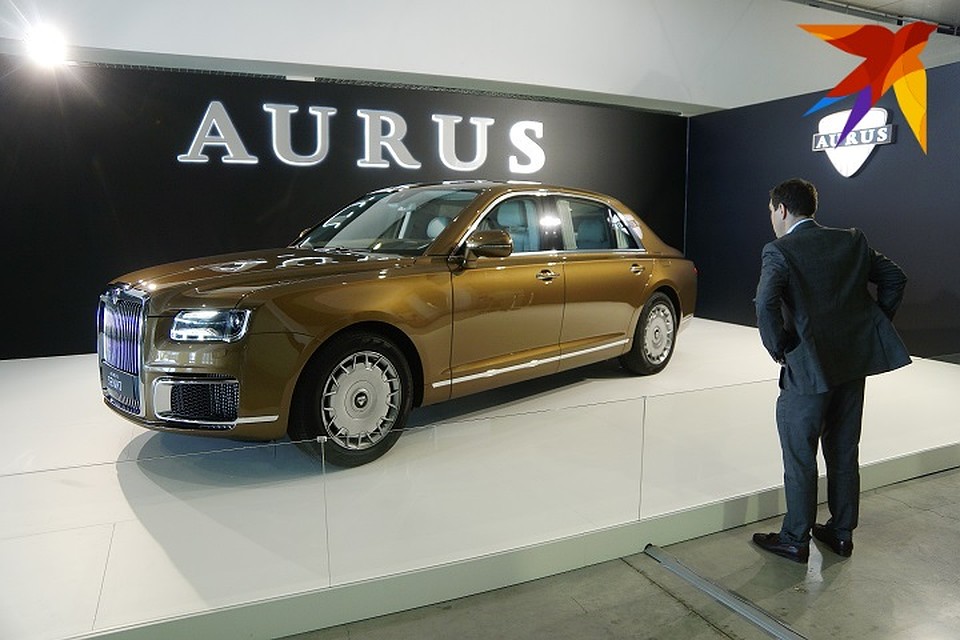 Одним из главных экспонатов прошлого ИННОПРОМа стал российский автомобиль AURUS. Именно на такой модели передвигается Владимир Путин Фото: Алексей БУЛАТОВ