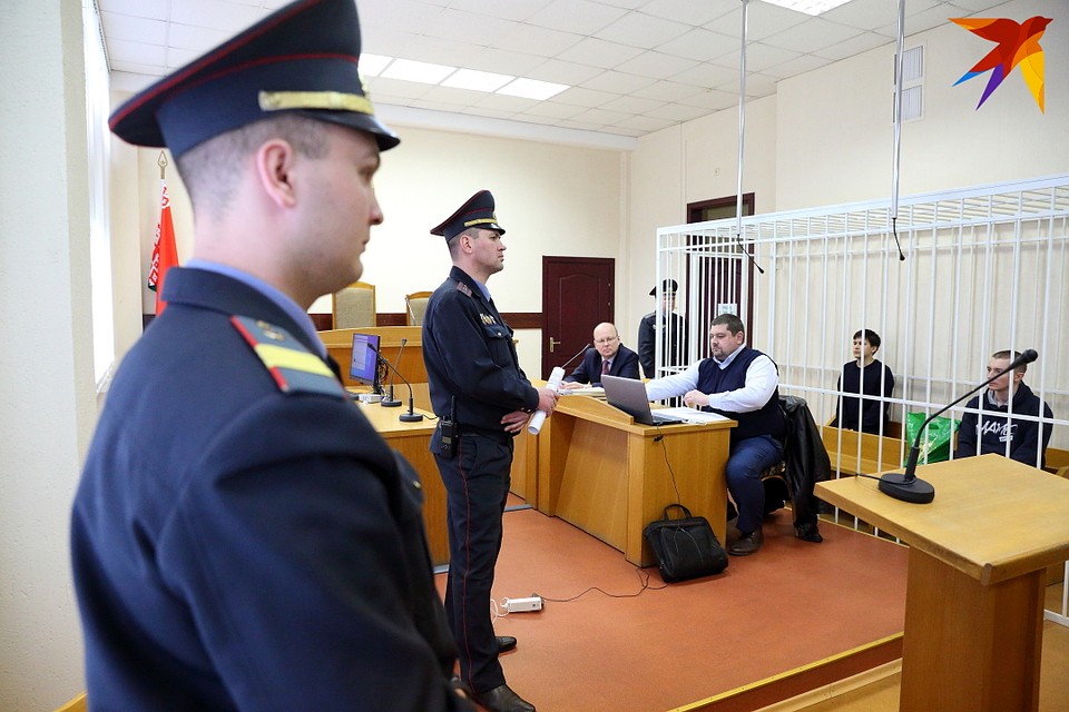В обвинении сказано, что часть зарядов, которые использовали в День Независимости, была с истекшим сроком годности. Фото: Святослав ЗОРКИЙ